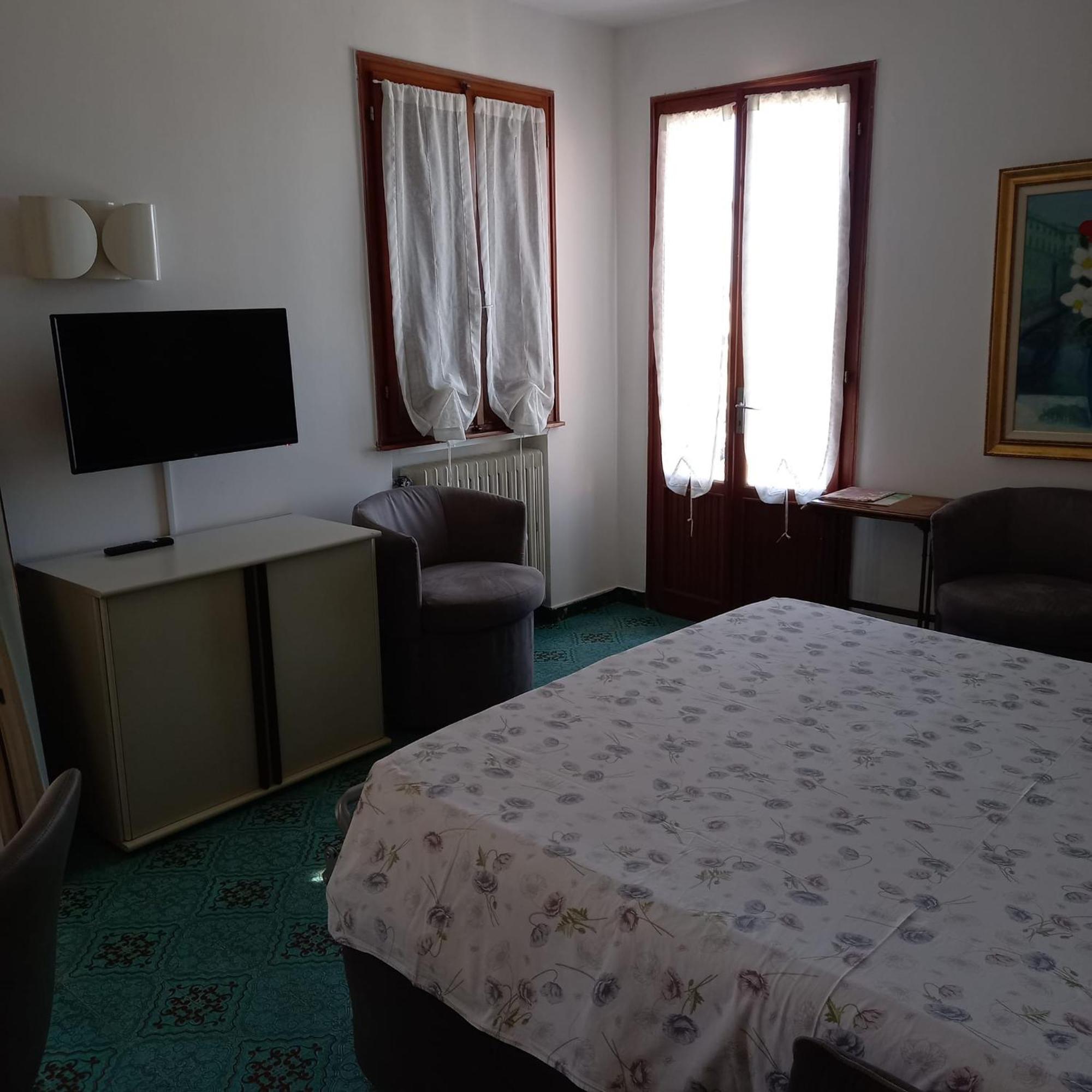 Venice Lagoon Suite Чоджия Екстериор снимка